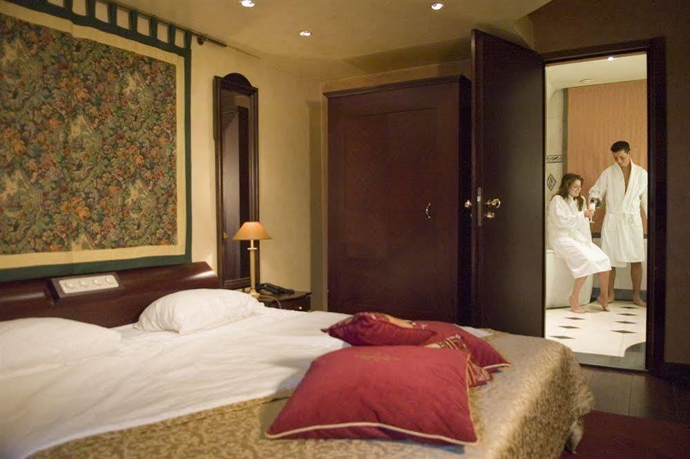 Romantik Hotel Kasteel Daelenbroeck Herkenbosch Екстер'єр фото