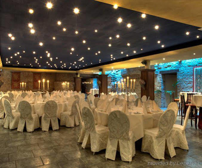Romantik Hotel Kasteel Daelenbroeck Herkenbosch Екстер'єр фото